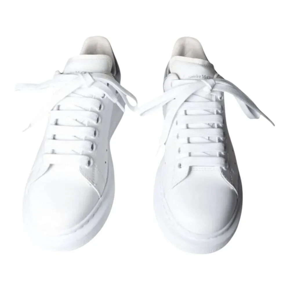 Alexander McQueen excellent womens